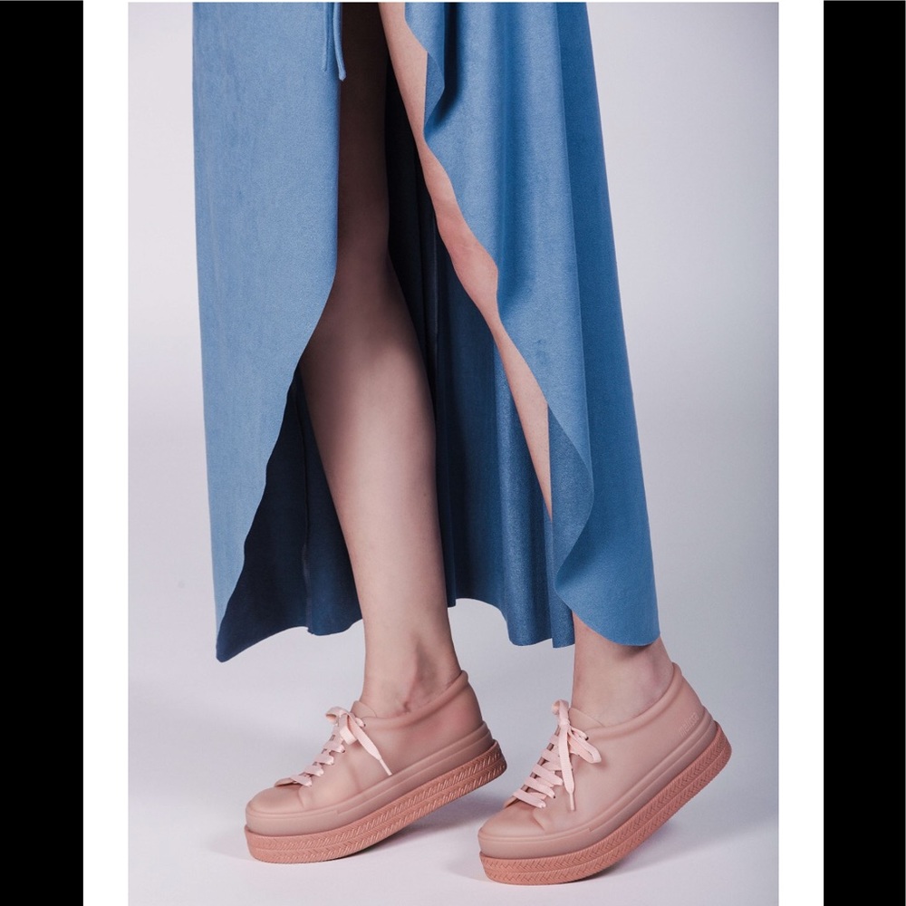 Melissa - Patente Requerida: Womens Be Ii Sneaker- Espadrille Platform